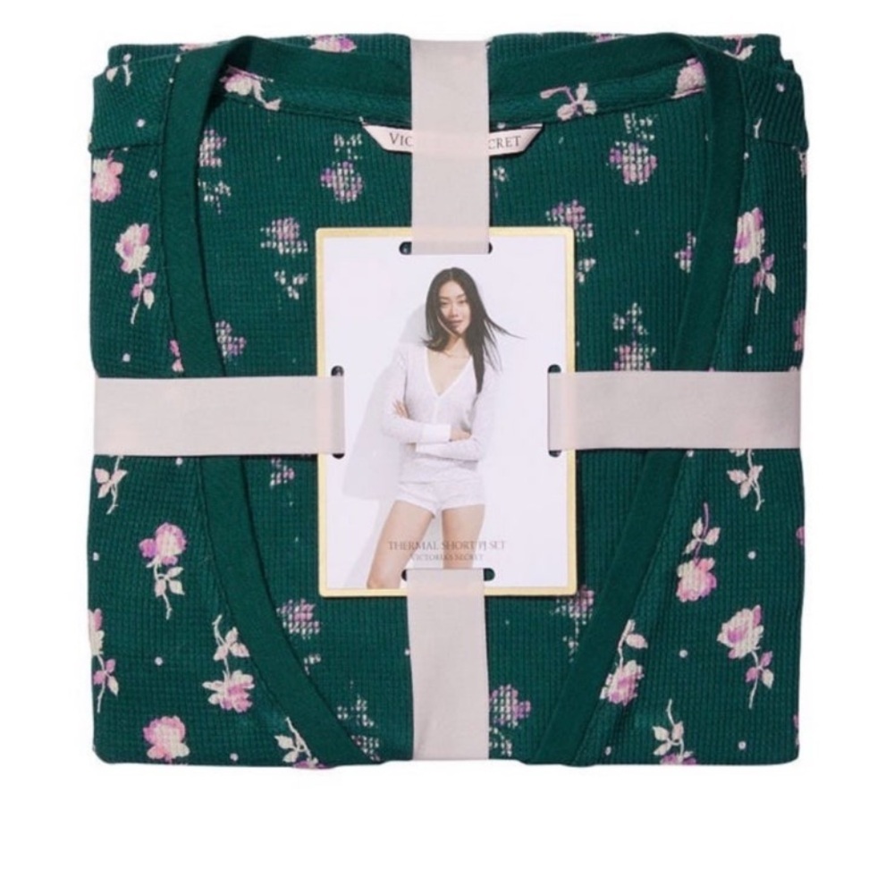 Green Floral Pajama Set - Picture 2 of 12